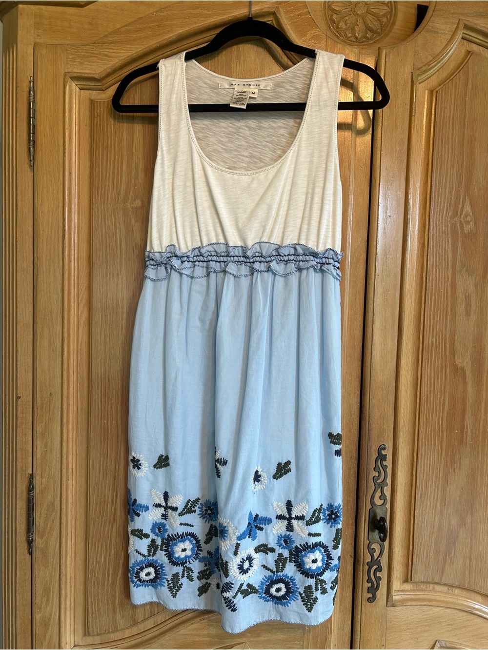 Max Studio M Light Blue Floral Embroidered Sleeveless Sundress